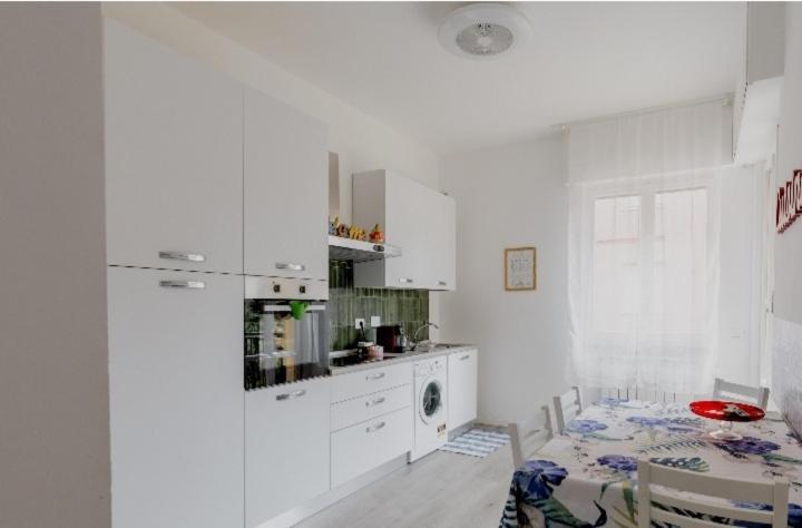 Casa Di Kiki Hotell Finale Ligure Rom bilde